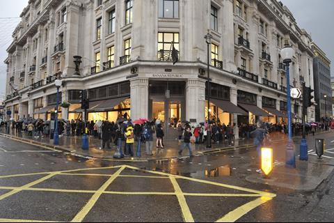 H&M Jimmy Choo queues